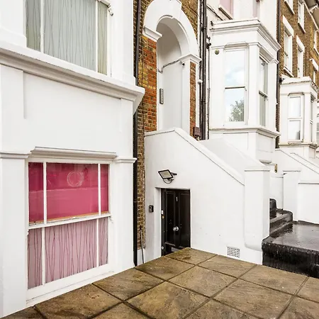 Spacious Clapham Junction Apartment Лондон Экстерьер фото