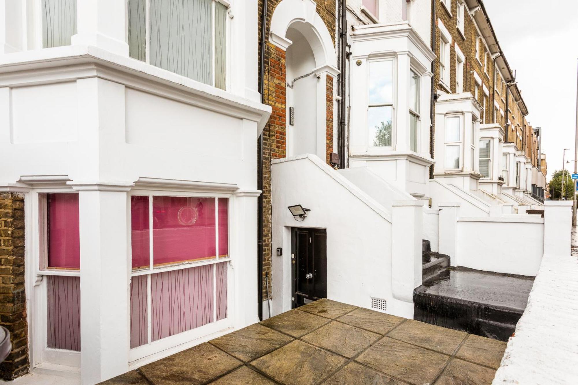 Апартаменты Spacious Clapham Junction *
